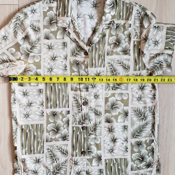 VTG Teddi Shirt Womens L Green Button Down Long Tailored Oversized Classic Crop - Picture 9 of 14